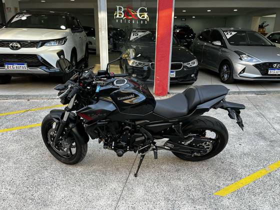 KAWASAKI Z650 ABS 